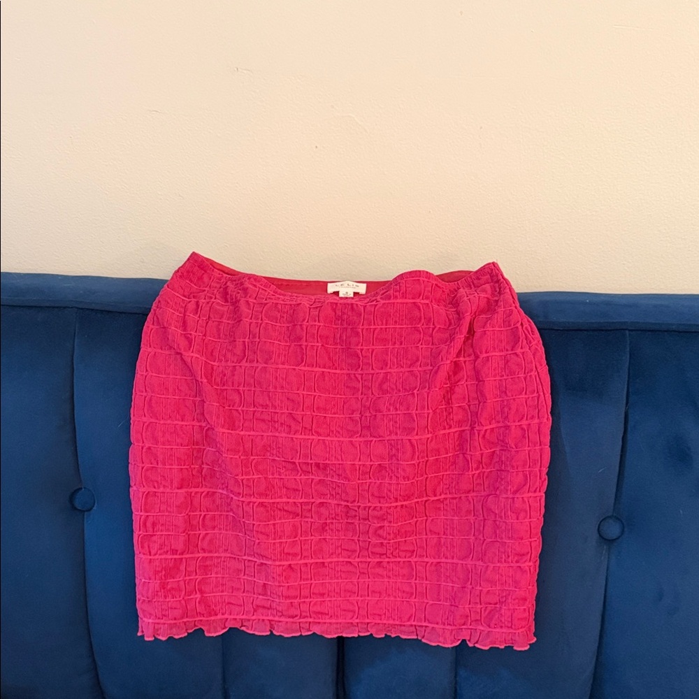 Le Lis Vibrant Pink Mini Skirt